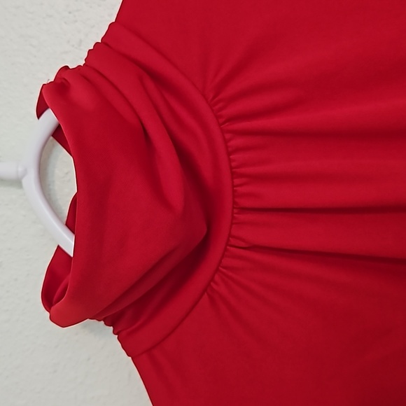 Red Bedford Fair 1980s Blouse with ruched turtle neck and 3 button clasp. SZ.L - Picture 4 of 8